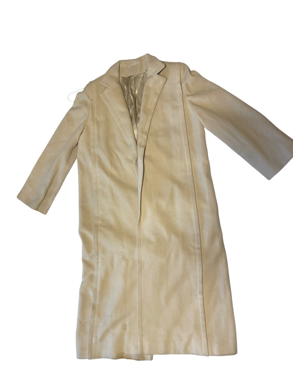 Cream Satin-Lined Coat Interior Detail - Picture 2 of 9
